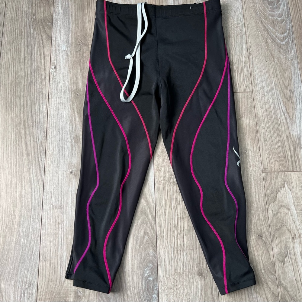 EUC CW-X small compression cropped Leggings